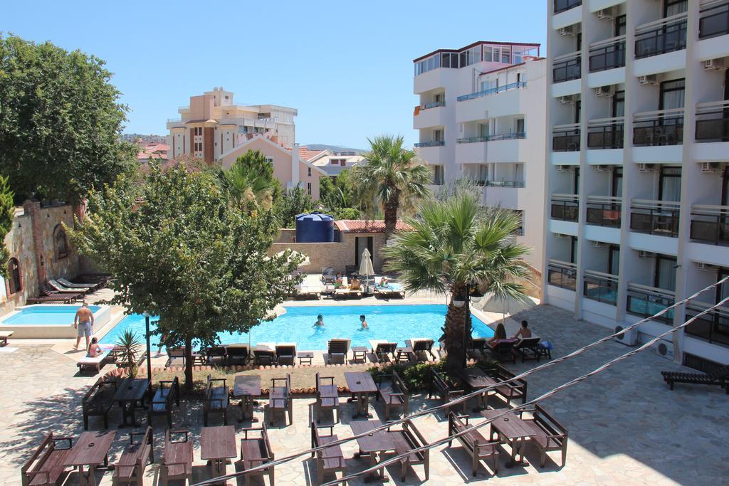 Esat Hotel Kusadasi Exterior photo