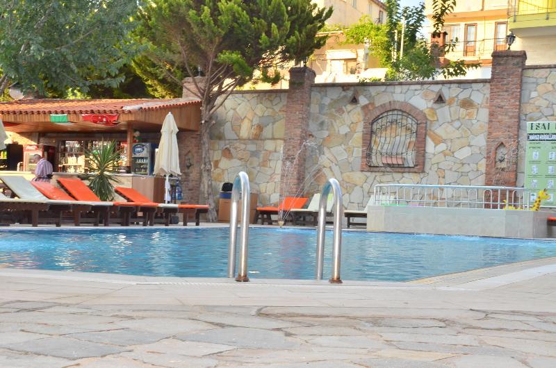 Esat Hotel Kusadasi Exterior photo