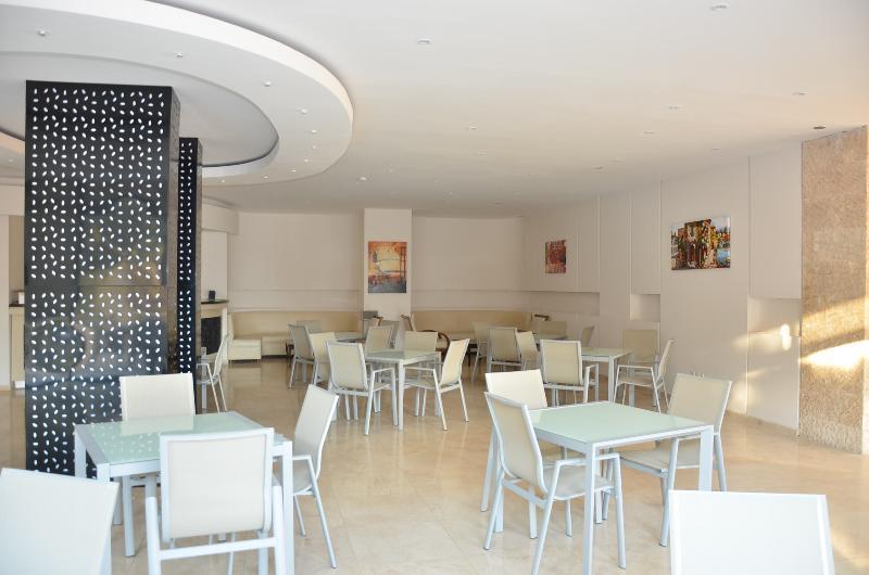 Esat Hotel Kusadasi Exterior photo
