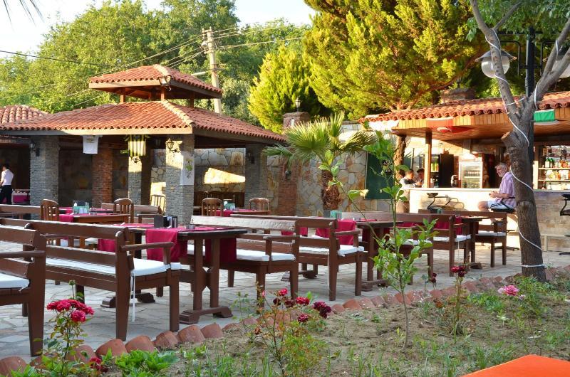 Esat Hotel Kusadasi Exterior photo